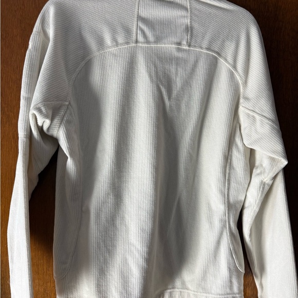 Gill outer wear White Quarter-Zip Pullover - Picture 2 of 5